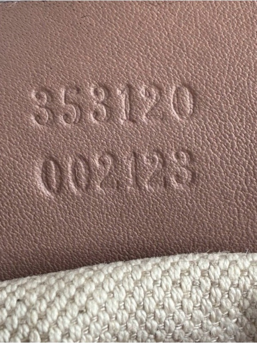 GUCCI Guccissima Bree Medium Foldover Tote Pink Leather 2-Way Crossbody Bag - Picture 9 of 15